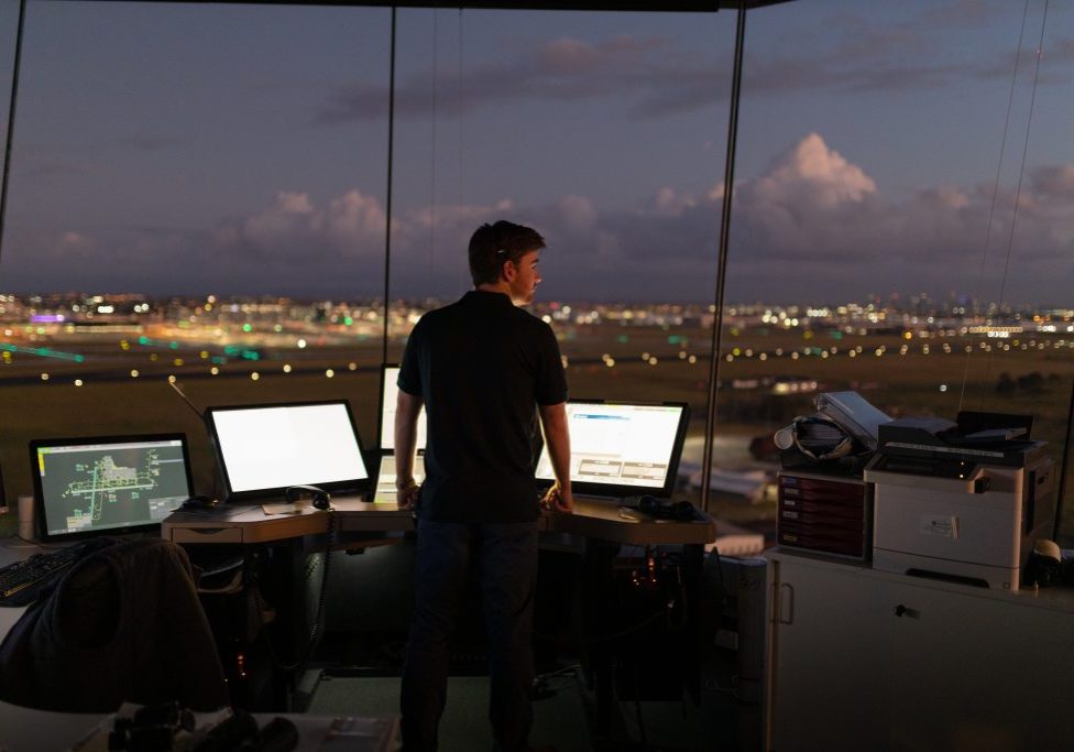 163A2268_HR (1) Air traffic controller oversees airspace